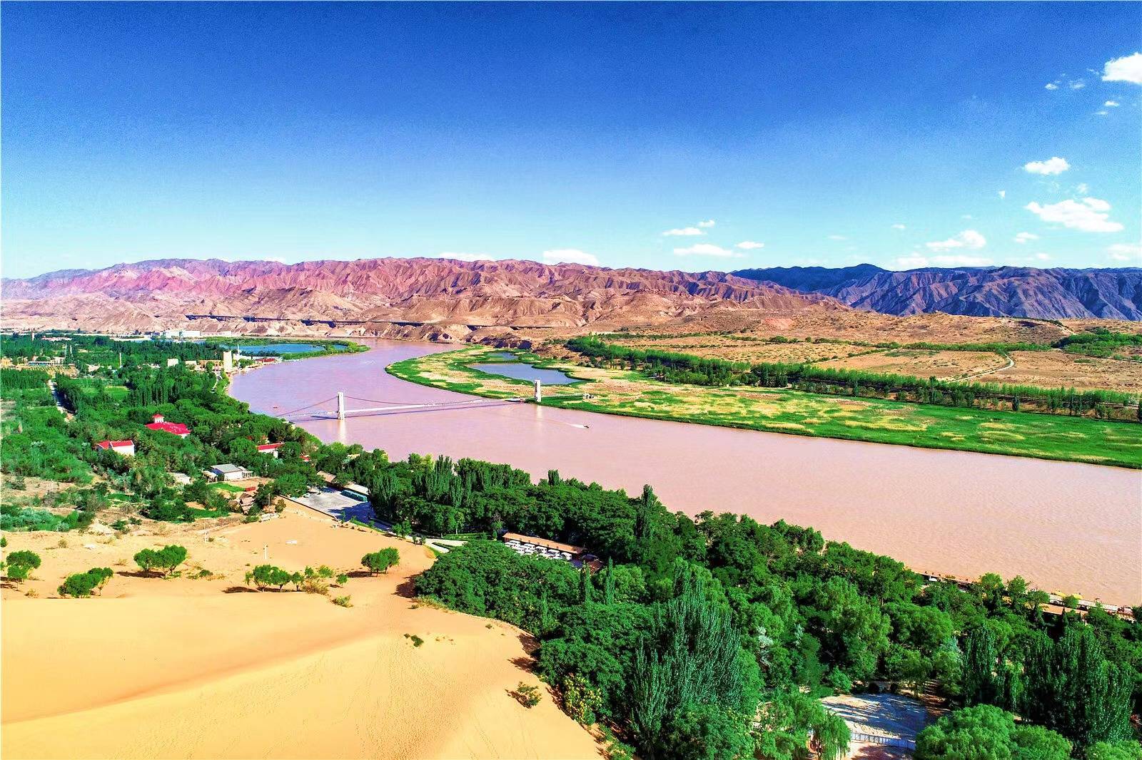 宁夏塞上江南,一幅绚丽的播音稿画卷